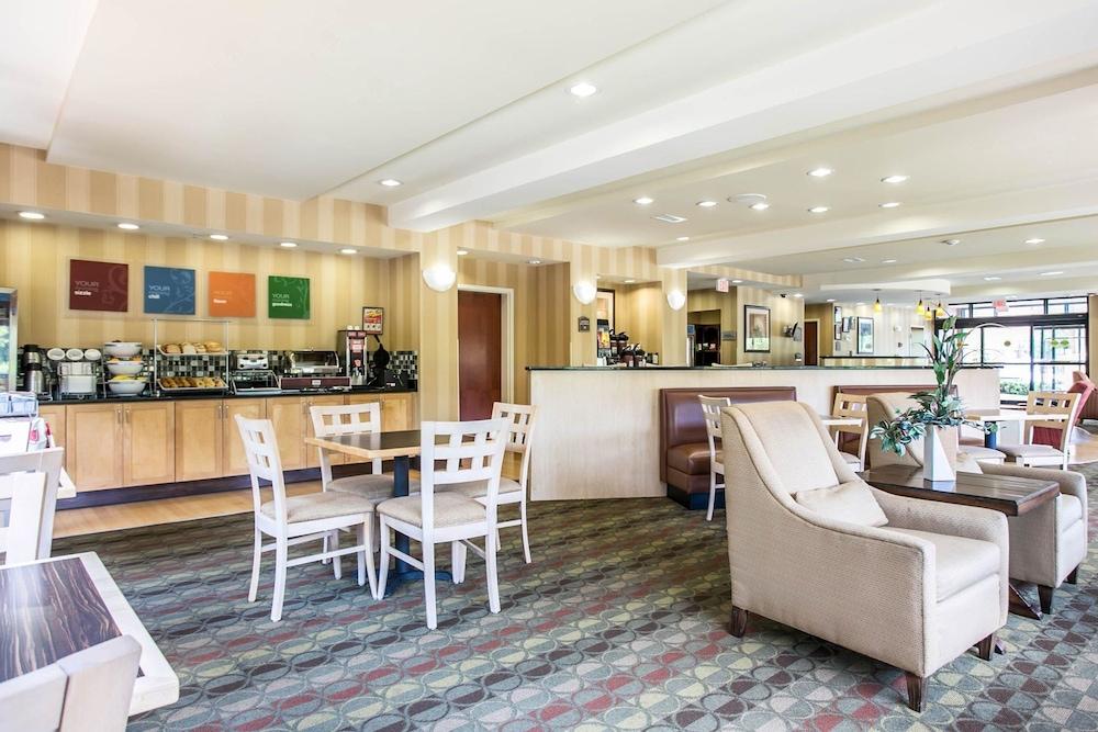 Comfort Suites Columbia Northeast - Fort Jackson Kültér fotó