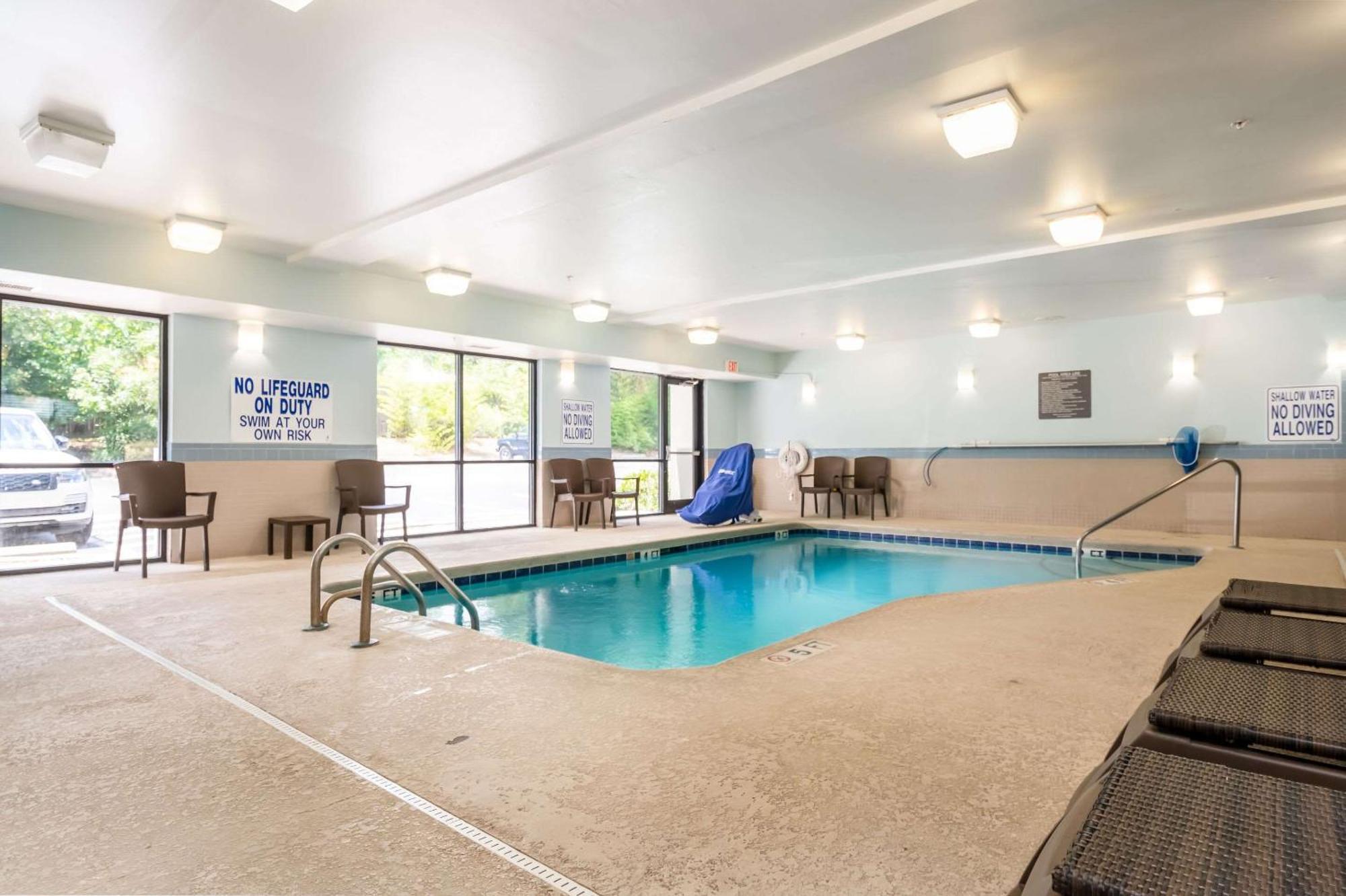 Comfort Suites Columbia Northeast - Fort Jackson Kültér fotó