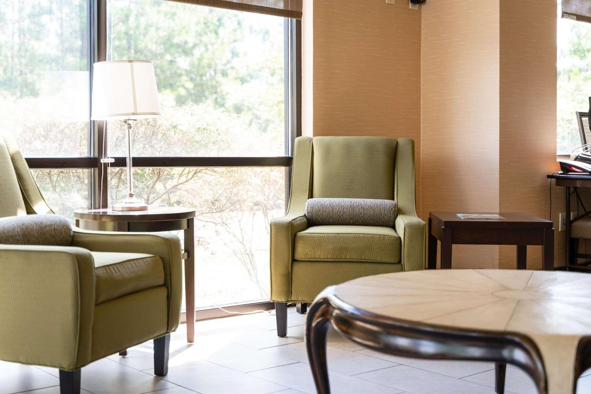 Comfort Suites Columbia Northeast - Fort Jackson Kültér fotó