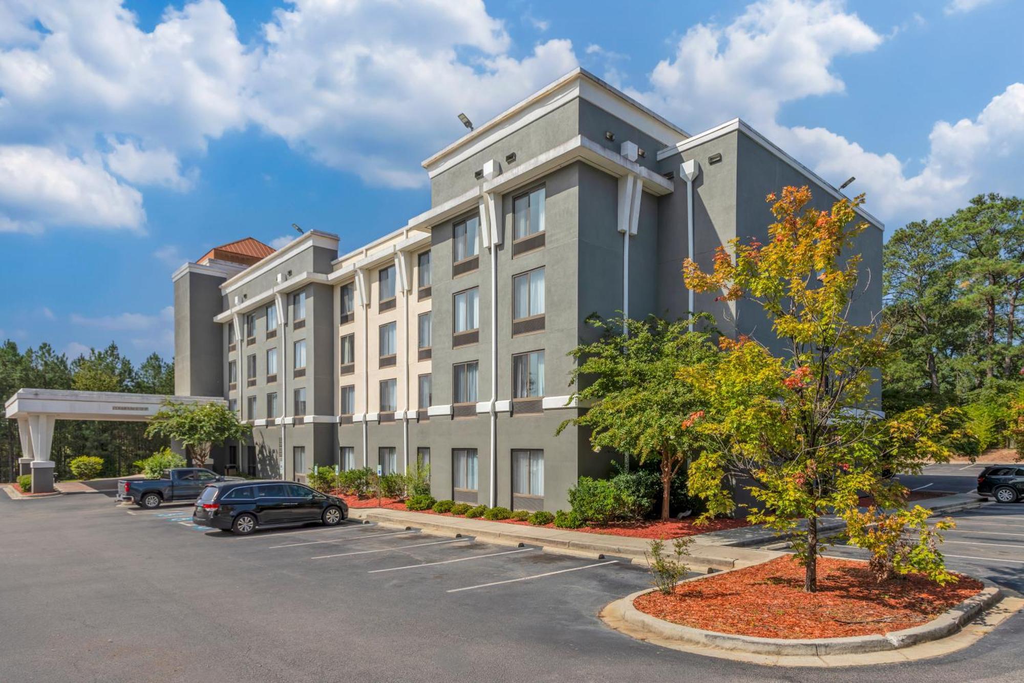 Comfort Suites Columbia Northeast - Fort Jackson Kültér fotó